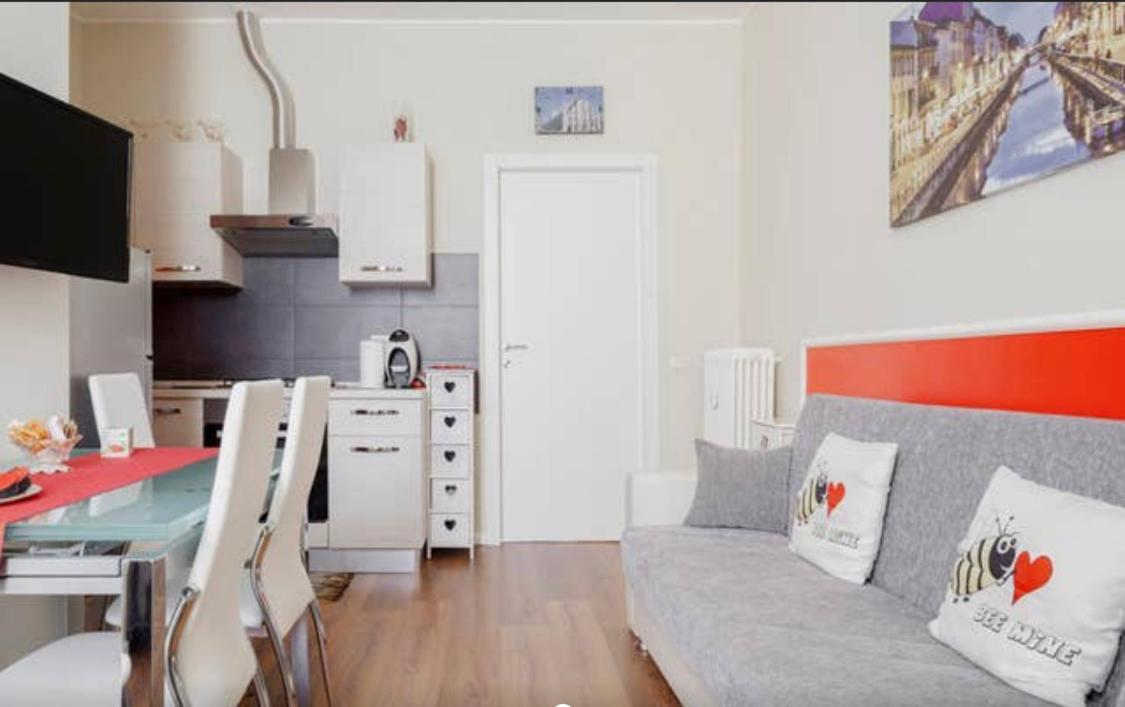 Rodica Comfort Home Milano Navigli Exterior photo