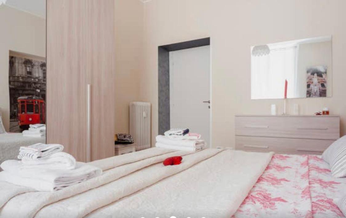 Rodica Comfort Home Milano Navigli Exterior photo